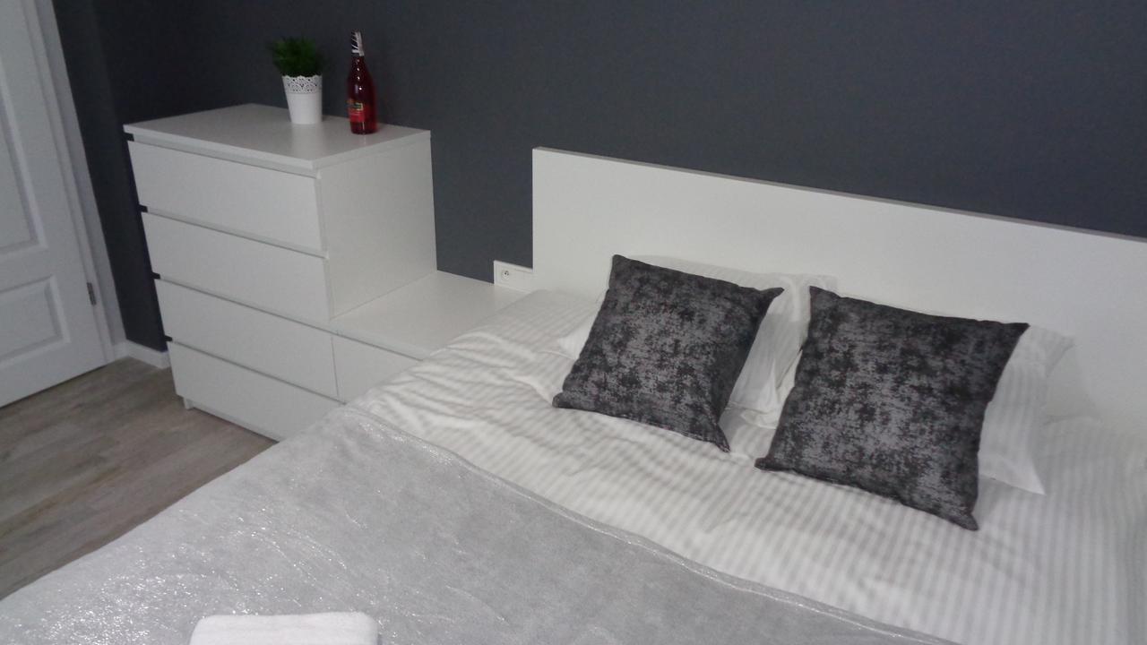 Pokoje Zachodnia 2F Apartment เบียวิสตอก ภายนอก รูปภาพ
